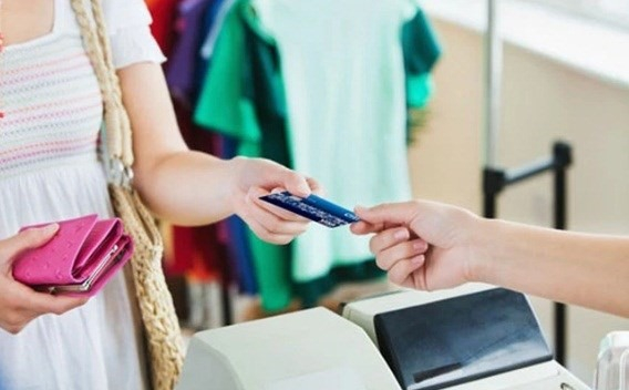 Giao dịch nhanh chóng và tiện lợi chỉ với một tấm thẻ